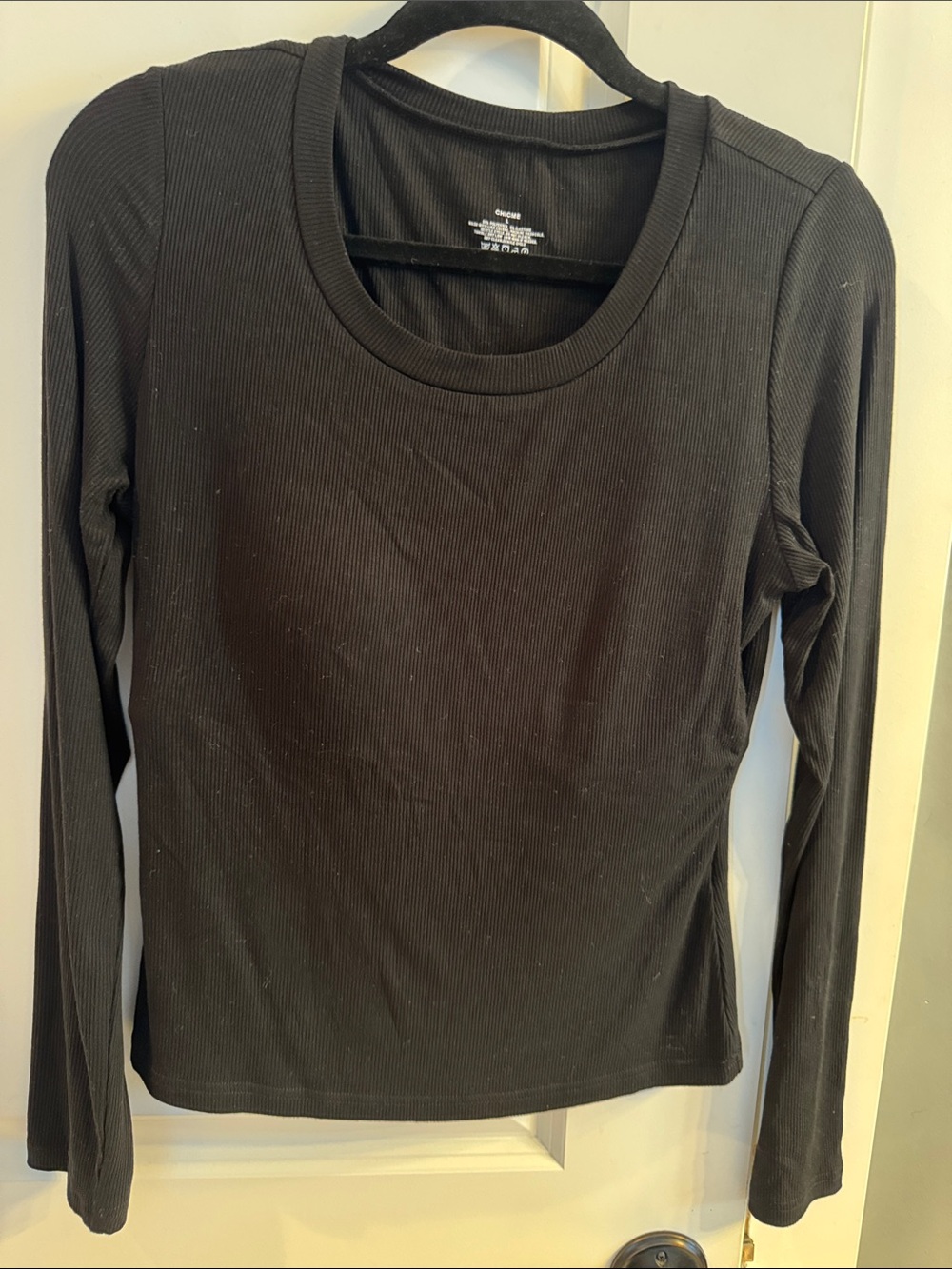 Women’s Black Ribbed Long-Sleeve Crewneck Top